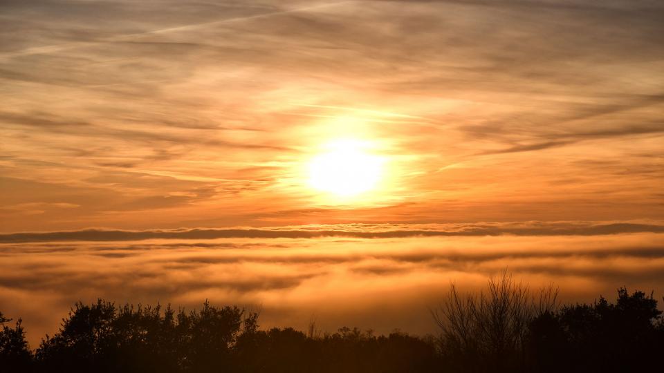 2 de Gener de 2020 Posta de Sol al Mas de Sant Pere  Lloberola -  Ramon Sunyer