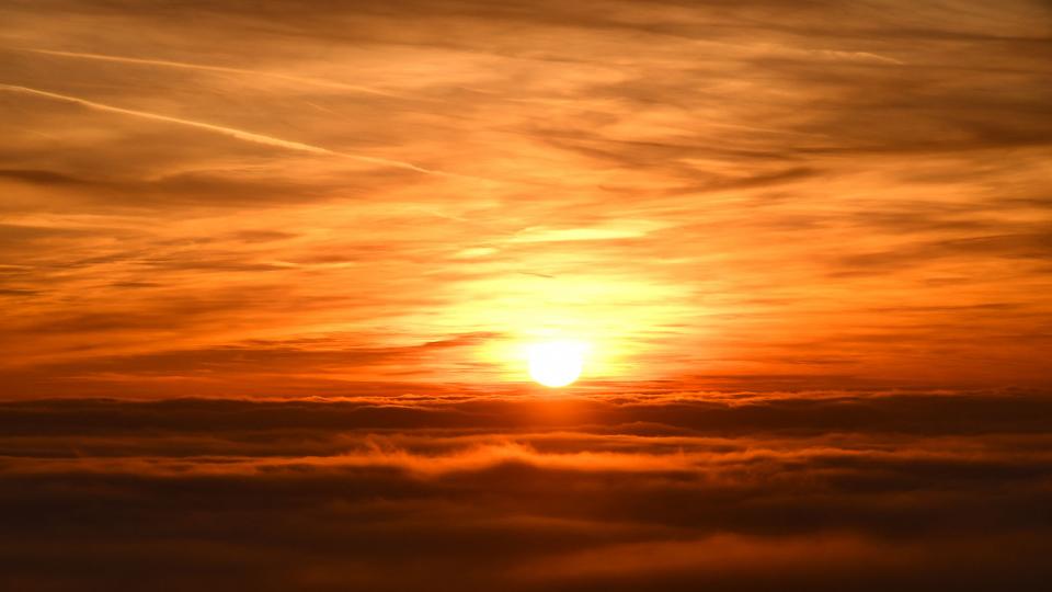 2 de Gener de 2020 Posta de Sol al Mas de Sant Pere  Lloberola -  Ramon Sunyer