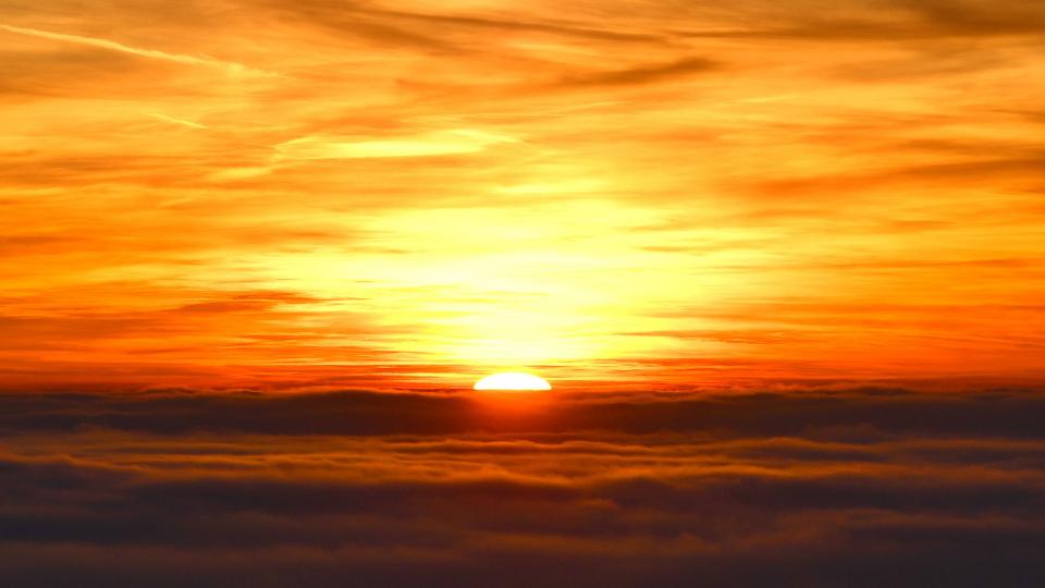 2 de Gener de 2020 Posta de Sol al Mas de Sant Pere  Lloberola -  Ramon Sunyer