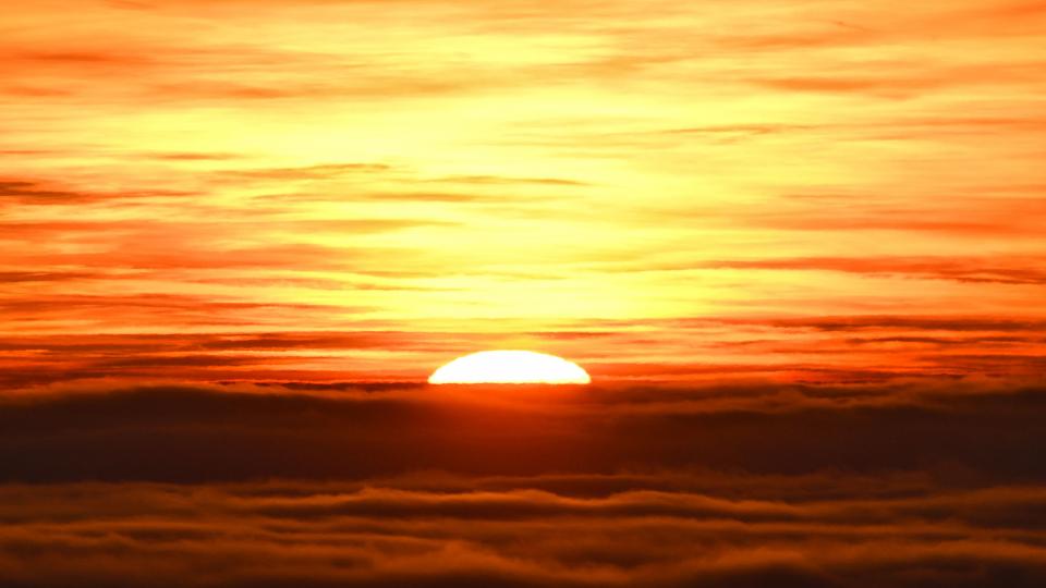 2 de Gener de 2020 Posta de Sol al Mas de Sant Pere  Lloberola -  Ramon Sunyer