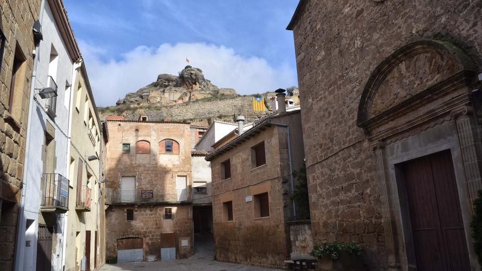 8.12.2018 plaça de l'església  Biosca -  Ramon Sunyer