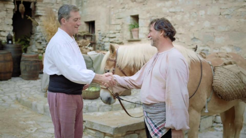 Climent (Fermí Fernàndez) i Josep (Àlex Casanovas) en una escena de Moros a la Costa
