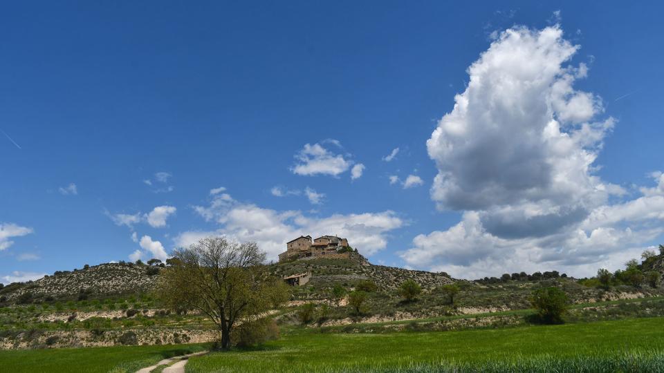 8 de Maig de 2022 Vista del poble  Puig-Arner -  Ramon Sunyer