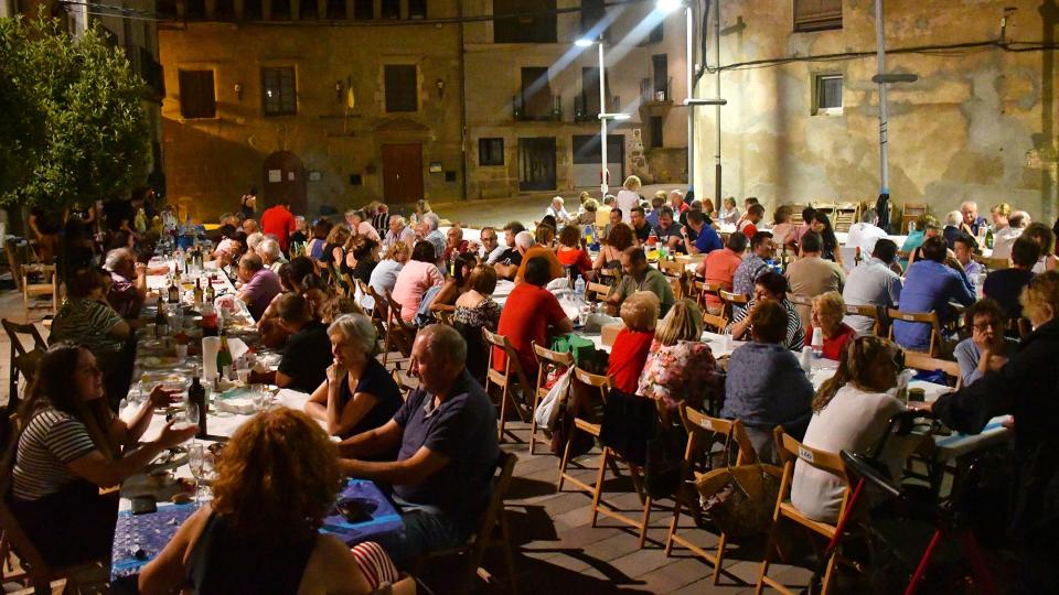 10 de Juliol de 2022 Revetlla a la plaça del Vall  Torà -  Ramon Sunyer
