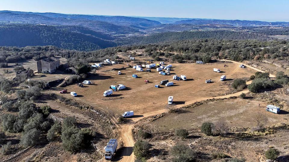 Mas Ollers escenari de la 'rave' il·legal celebrada a Torà