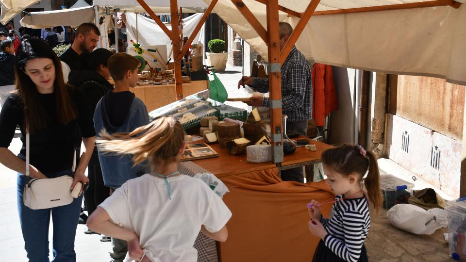 7 de Abril de 2023 Parades a la plaça del Pati  Torà -  Ramon Sunyer