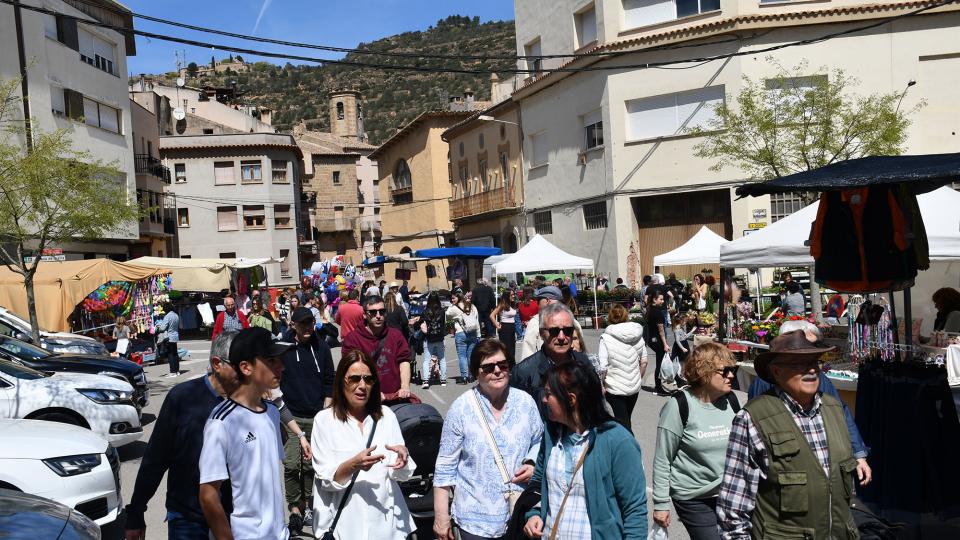 7 de Abril de 2023 Plaça de la Creu  Torà -  Ramon Sunyer