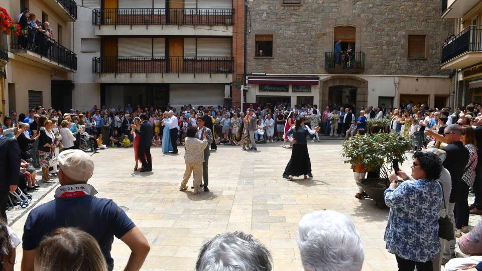 7.5.2023 Dansa de les Priores i Priors  -  Ramon Sunyer