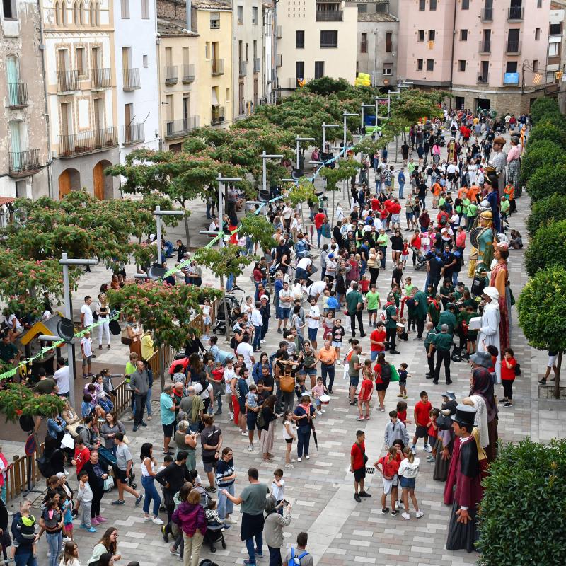 2.9.2023 Plantada de gegants  Torà -  Ramon Sunyer