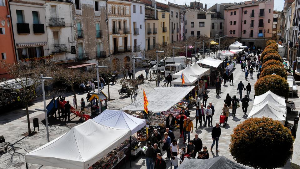 29.3.2024 Parades a la plaça del Vall  Torà -  Ramon Sunyer