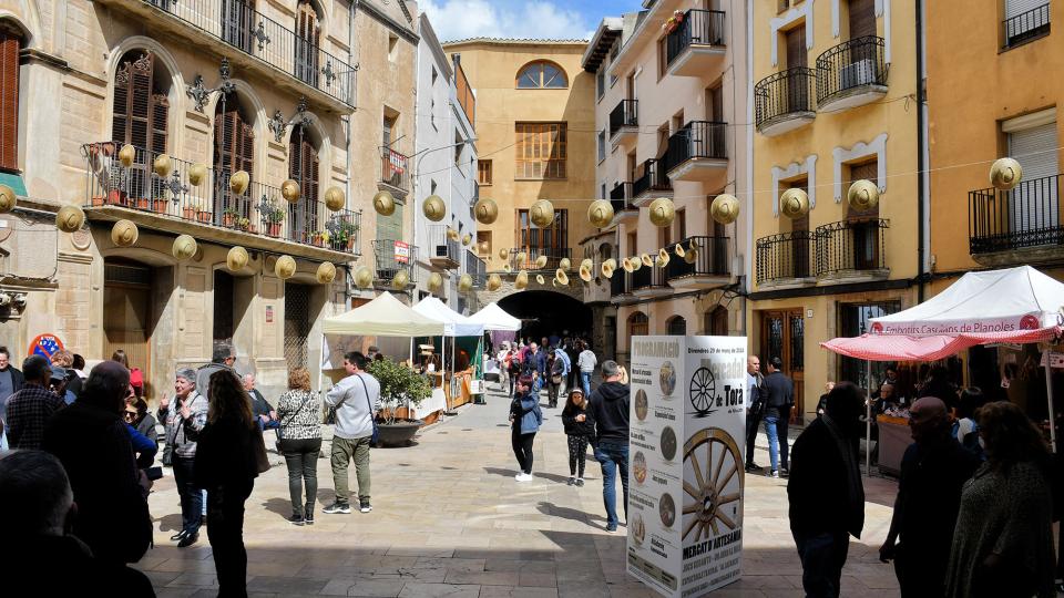 29 de Març de 2024 Parades a la plaça del Pati  Torà -  Ramon Sunyer