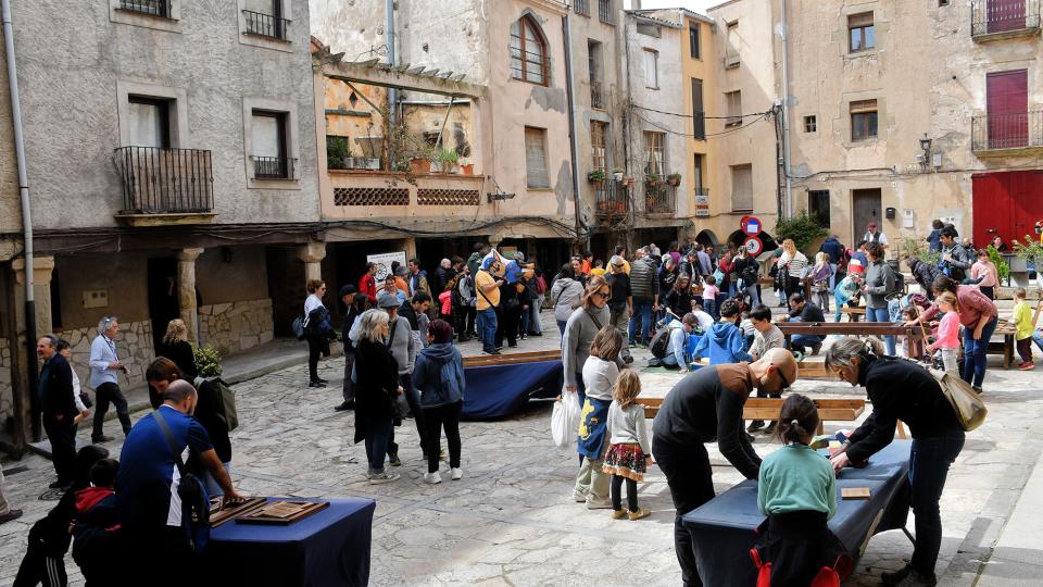 29 de Març de 2024 Jocs a la plaça de l'Església  Torà -  Ramon Sunyer