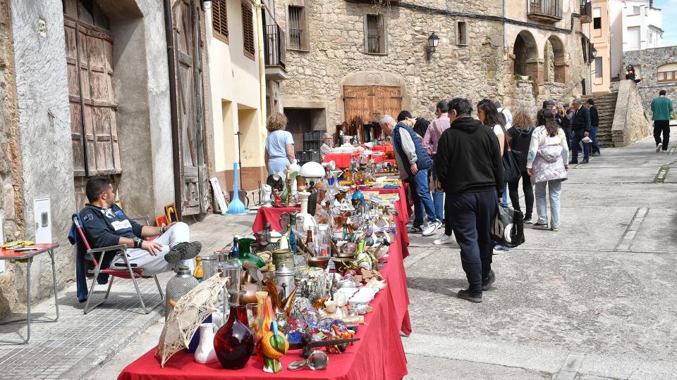 29 de Març de 2024 Parades a la plaça de la Font  Torà -  Ramon Sunyer