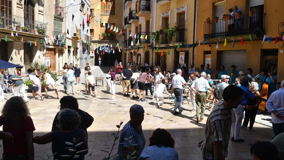 Ballada de la dansa 1 de Setembre de 2025 Ballada de la dansa Torà - Ramon Sunyer