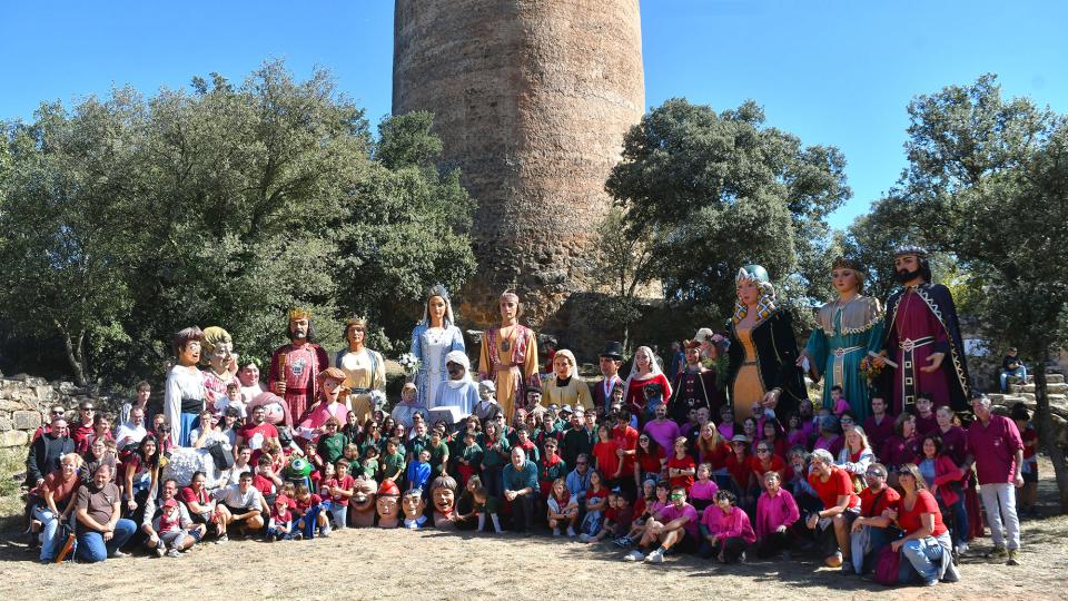 5 de Octubre de 2025 foto grup colles  Vallferosa -  Ramon Sunyer
