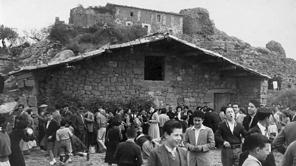 12 de Octubre de 1952 Gent a l'era del Coberó el dia de l'aplec  Aguda -  Desconegut