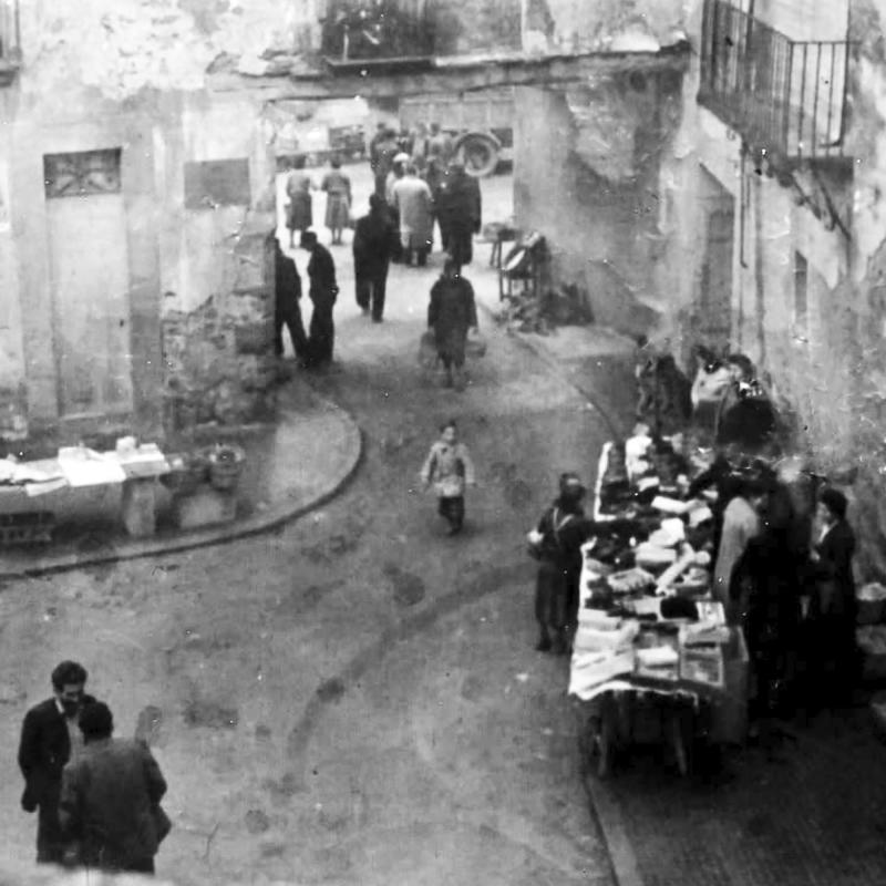 1 de Març de 1950 mercat del divendres a la plaça de Pati   Torà -  Desconegut