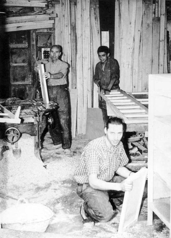 1 de Abril de 1964 Fusteria del Tan  Torà -  Ramon Santesmasses Ceriola