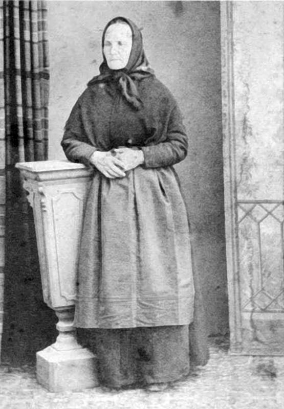 1 de Abril de 1900 Dona familia Maluquer  Torà -  Arxiu Jaume Coberó