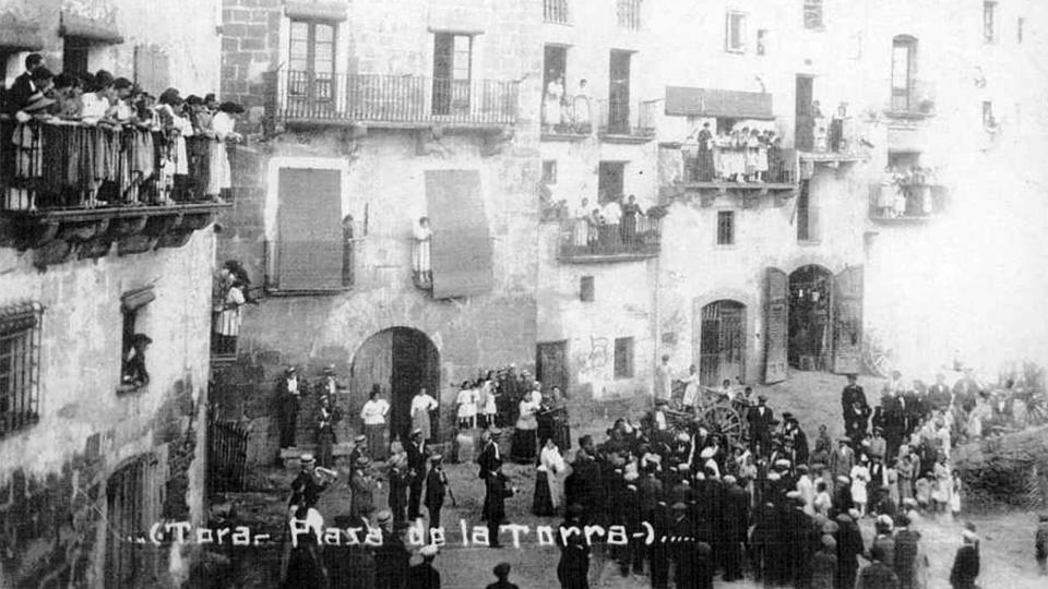 1 de Abril de 1918 PlacÌ§a de la Font   Torà -  Arxiu Jaume Coberó