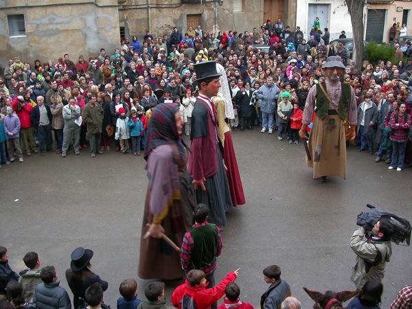 22 de Febrer de 2003 Ball de gegants  Torà -  Ramon Sunyer