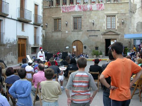 17 de Maig de 2003 Actuació del 