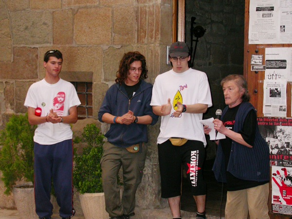 5 de Juny de 2003 Gran rebuda dels joves a la vila  Torà -  Ramon Sunyer