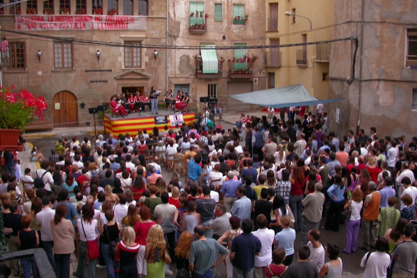 14 de Juny de 2003 Assisténcia massiva a l'acte  Torà -  Ramon Sunyer