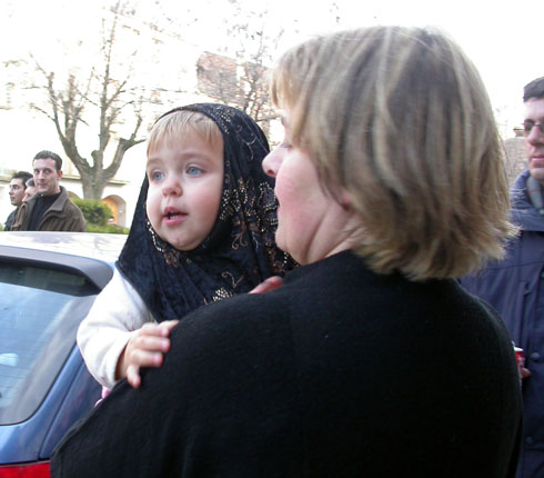 14 de Febrer de 2004 La Sara amb sa mare l'í€ngela Sunyer  Torà -  Ramon Sunyer