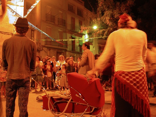 1 de Setembre de 2008 cercavila Tandarika Orkestar  Torà -  ramon sunyer