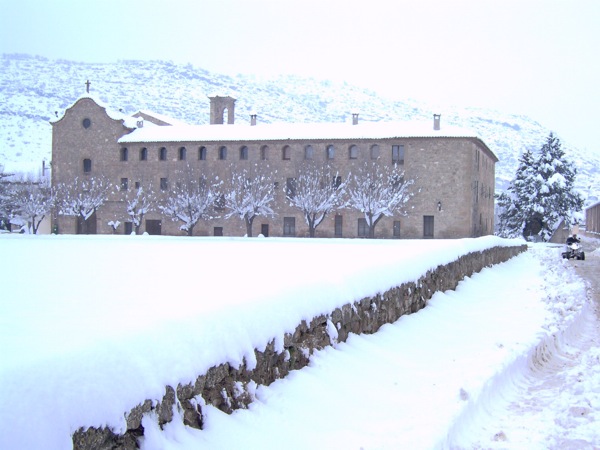 28.1.2006 Vista del Convent  Torà -  LABORATORI MULTIMEDIA