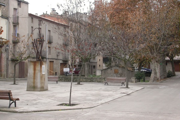 4 de Febrer de 2005 Plaça de la Font  Torà -  Ramon Sunyer