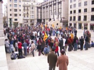 Lleida: Concentració a la plaça  Josep Ma. Sunyer