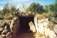 Llanera: Dòlmen de Llanera  Ramon Sunyer i Balcells