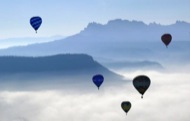 Igualada: Globus volant a Montserrat  Joan Felip