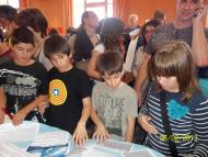 Alumnes 5è de primària a l'acte d'entrega del Premis Baldiri Reixac