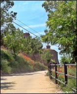 Torà: Carrer del Cementiri  Carmen Aparicio