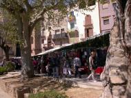 Torà: plaça de la font  Ramon Sunyer