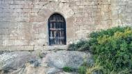 L'Aguda: Ermita Sant Salvador del Coll porta  Ramon Sunyer