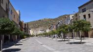 Torà: plaça del Vall  Ramon Sunyer