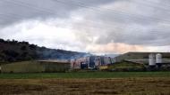 Un incendi destrueix un magatzem agrícola a Biosca