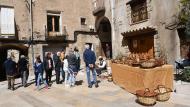 Torà: cisteller a la plaça Vilavella  Ramon Sunyer