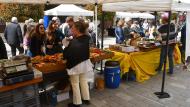 Torà: Parada a la plaça del Vall  Ramon Sunyer