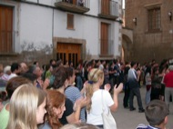 Torà: Gran rebuda dels joves a la vila  Ramon Sunyer