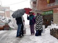 Igualada: Gent al carrer d'í’dena  Ramon Sunyer i Balcells