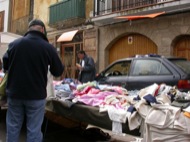 Torà: Les parades de roba sovintegen  Ramon Sunyer