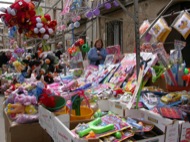 Torà: Les joguines de plàstic són cada vegada més habituals  Ramon Sunyer