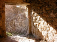 L'Aguda: Portal d'entrada  Ramon Sunyer