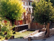 Torà: Plaça de la Font 